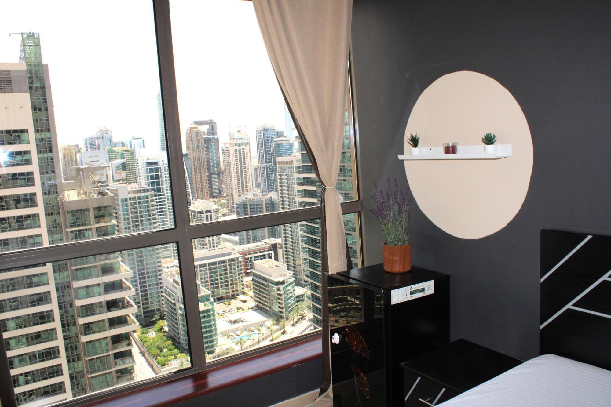 Urban Panda Skyview Homestay Jbr Dubaï Extérieur photo